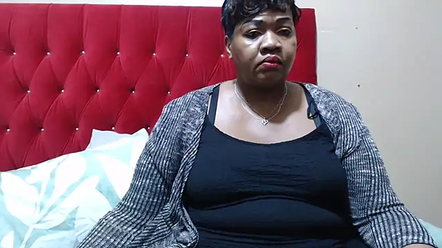 MIGHTYASSS online show from October 4, 6:22 am