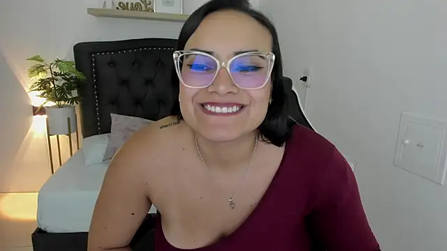 zoe danae  online show from January 22, 4:12 pm