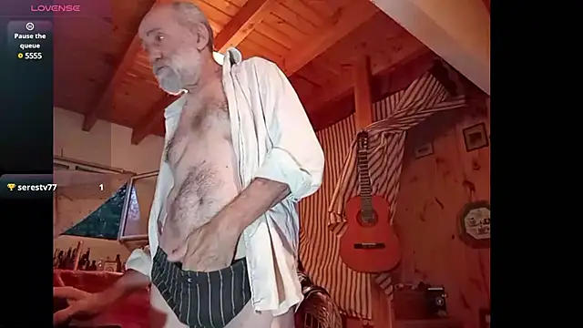 Snapshot of papifacu chatting on March 5, 11:05 pm papifacu online show from March 5, 11:05 pm