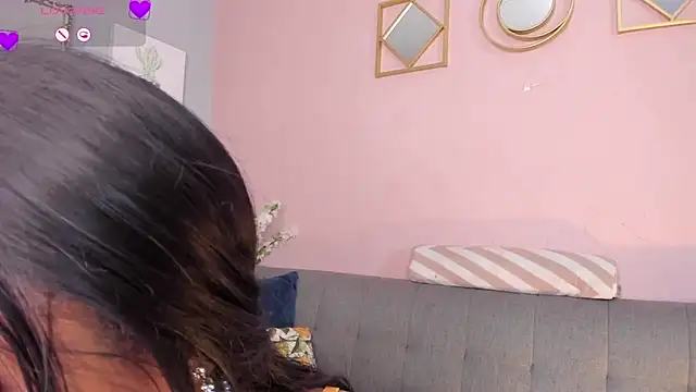 Snapshot of zaraadoll chatting on January 15, 1:20 pm zaraadoll online show from January 15, 1:20 pm