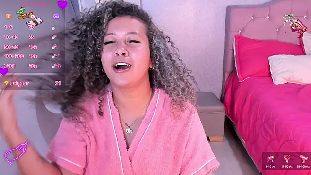 Kenia tompson01 online show from January 28, 12:36 am