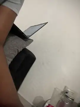 Berry Bans online show from October 14, 12:50 pm