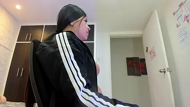 Charlotte Ice1 online show from December 23, 1:45 pm