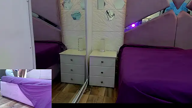 Charlotte Ice1 online show from September 29, 3:50 pm