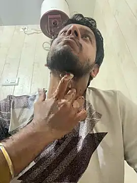 indianhotche online show from October 9, 7:01 pm