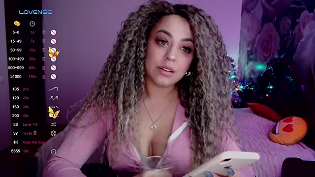  Just a queen 3 online show from December 14, 6:09 pm