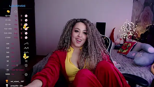  Just a queen 3 online show from February 20, 8:58 pm