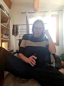 SpiceLea online show from December 16, 3:00 pm