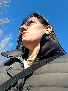 SpiceLea online show from March 17, 2:56 pm