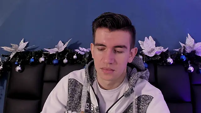 MikaelSlow online show from November 28, 4:04 am