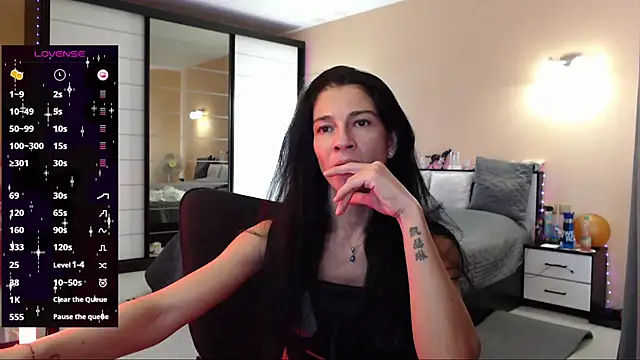 DelicateKiss online show from November 26, 9:32 am