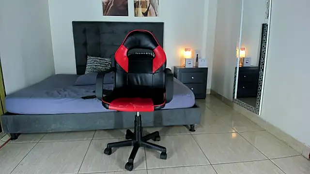 Snapshot of MarilynDavies chatting on January 22, 10:48 pm MarilynDavies online show from January 22, 10:48 pm