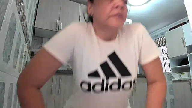 Snapshot of MarilynDavies chatting on November 1, 2:52 pm MarilynDavies online show from November 1, 2:52 pm