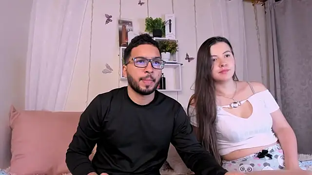 Idara and Edahi01 online show from March 20, 9:13 pm