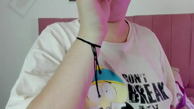 Snapshot of GENNESIS_LOVE chatting on September 14, 7:02 pm GENNESIS LOVE online show from September 14, 7:02 pm