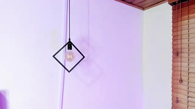 Snapshot of GENNESIS_LOVE chatting on October 7, 3:58 am GENNESIS LOVE online show from October 7, 3:58 am