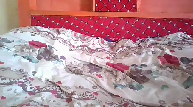 petitev online show from December 10, 7:05 am