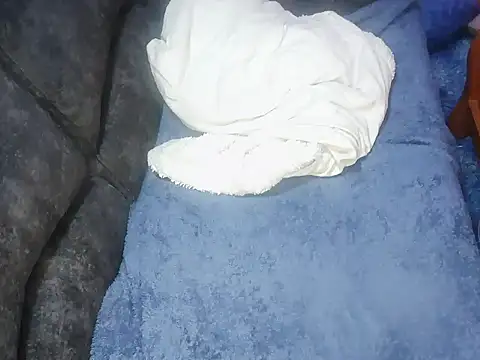 petitev online show from October 17, 4:26 am