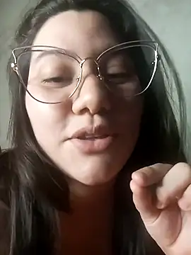 Snapshot of ariana_d20 chatting on February 12, 5:37 am ariana d20 online show from February 12, 5:37 am