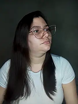 Snapshot of ariana_d20 chatting on February 13, 5:16 am ariana d20 online show from February 13, 5:16 am