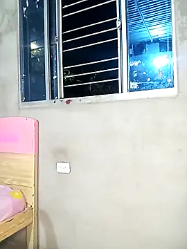 Snapshot of ariana_d20 chatting on March 14, 12:21 am ariana d20 online show from March 14, 12:21 am