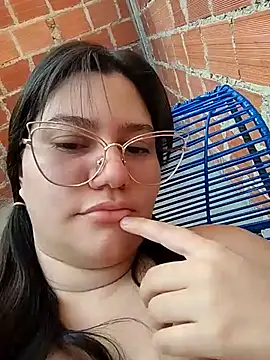 Snapshot of ariana_d20 chatting on September 15, 11:43 am ariana d20 online show from September 15, 11:43 am