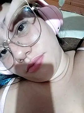 Snapshot of ariana_d20 chatting on October 16, 10:55 pm ariana d20 online show from October 16, 10:55 pm