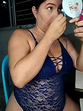 Snapshot of ariana_d20 chatting on November 15, 5:16 am ariana d20 online show from November 15, 5:16 am