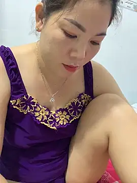 Baby-bigtits online show from March 10, 1:10 pm