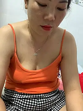 Baby-bigtits online show from March 19, 10:33 am