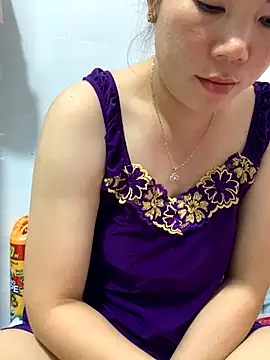 Baby-bigtits online show from September 10, 1:44 pm