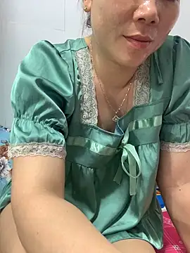 Baby-bigtits online show from October 2, 11:39 am