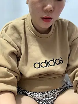 Baby-bigtits online show from November 28, 12:52 pm