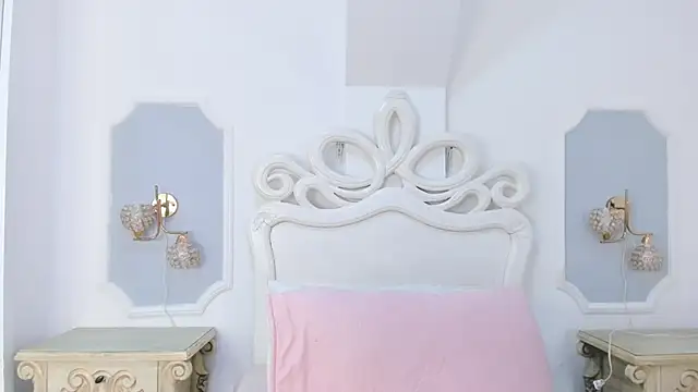 Roma  love online show from November 15, 12:13 pm