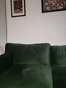 Redfloweer1 online show from February 16, 11:59 pm