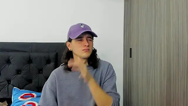 alex connorr online show from January 4, 5:26 pm