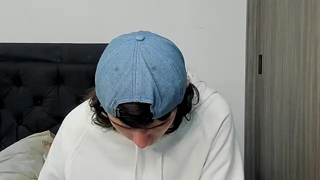 alex connorr online show from January 7, 5:42 pm