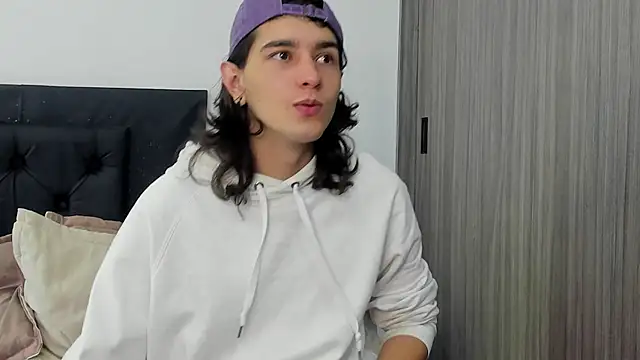 alex connorr online show from January 8, 3:39 pm