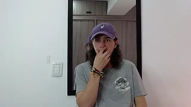 alex connorr online show from February 6, 4:58 pm