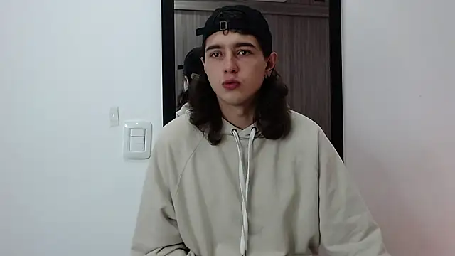 alex connorr online show from February 9, 8:34 pm