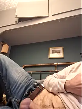 Snapshot of bibananaman chatting on December 9, 1:45 pm bibananaman online show from December 9, 1:45 pm