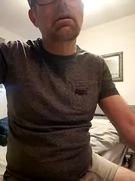 Snapshot of bibananaman chatting on December 23, 9:16 am bibananaman online show from December 23, 9:16 am