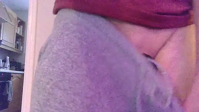 Snapshot of bibananaman chatting on January 30, 3:19 pm bibananaman online show from January 30, 3:19 pm