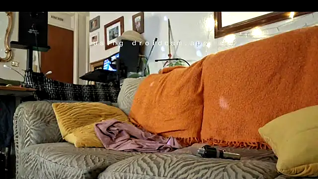 Snapshot of bibananaman chatting on February 15, 5:09 am bibananaman online show from February 15, 5:09 am