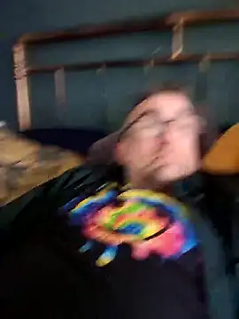 Snapshot of bibananaman chatting on February 18, 12:28 pm bibananaman online show from February 18, 12:28 pm