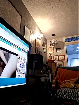 Snapshot of bibananaman chatting on October 4, 5:44 pm bibananaman online show from October 4, 5:44 pm