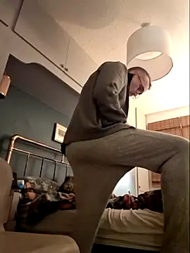 Snapshot of bibananaman chatting on October 15, 10:43 pm bibananaman online show from October 15, 10:43 pm