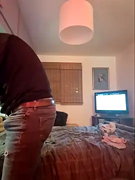 Snapshot of bibananaman chatting on October 28, 10:01 pm bibananaman online show from October 28, 10:01 pm