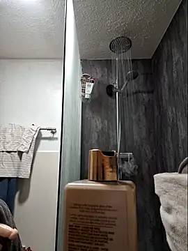 Snapshot of bibananaman chatting on October 29, 9:27 pm bibananaman online show from October 29, 9:27 pm