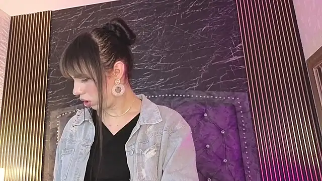 diosagolden online show from November 3, 8:32 pm